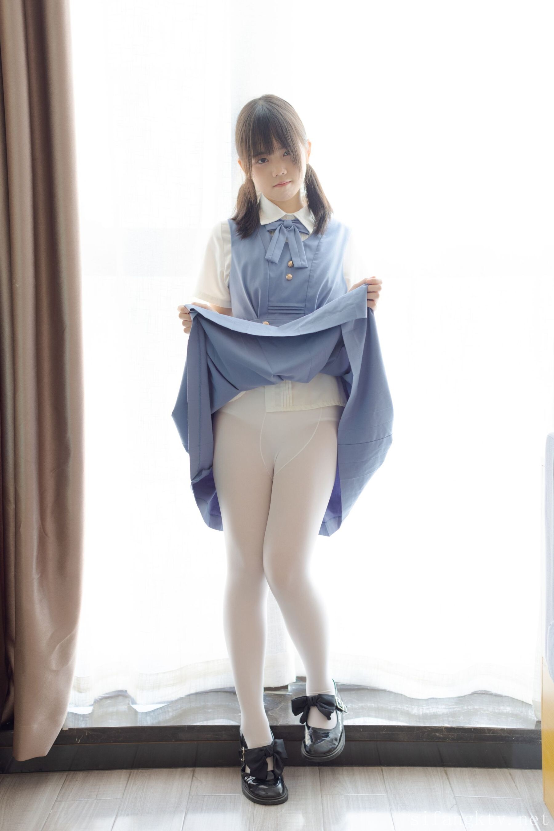 少女秩序-国模小鱼私房写真