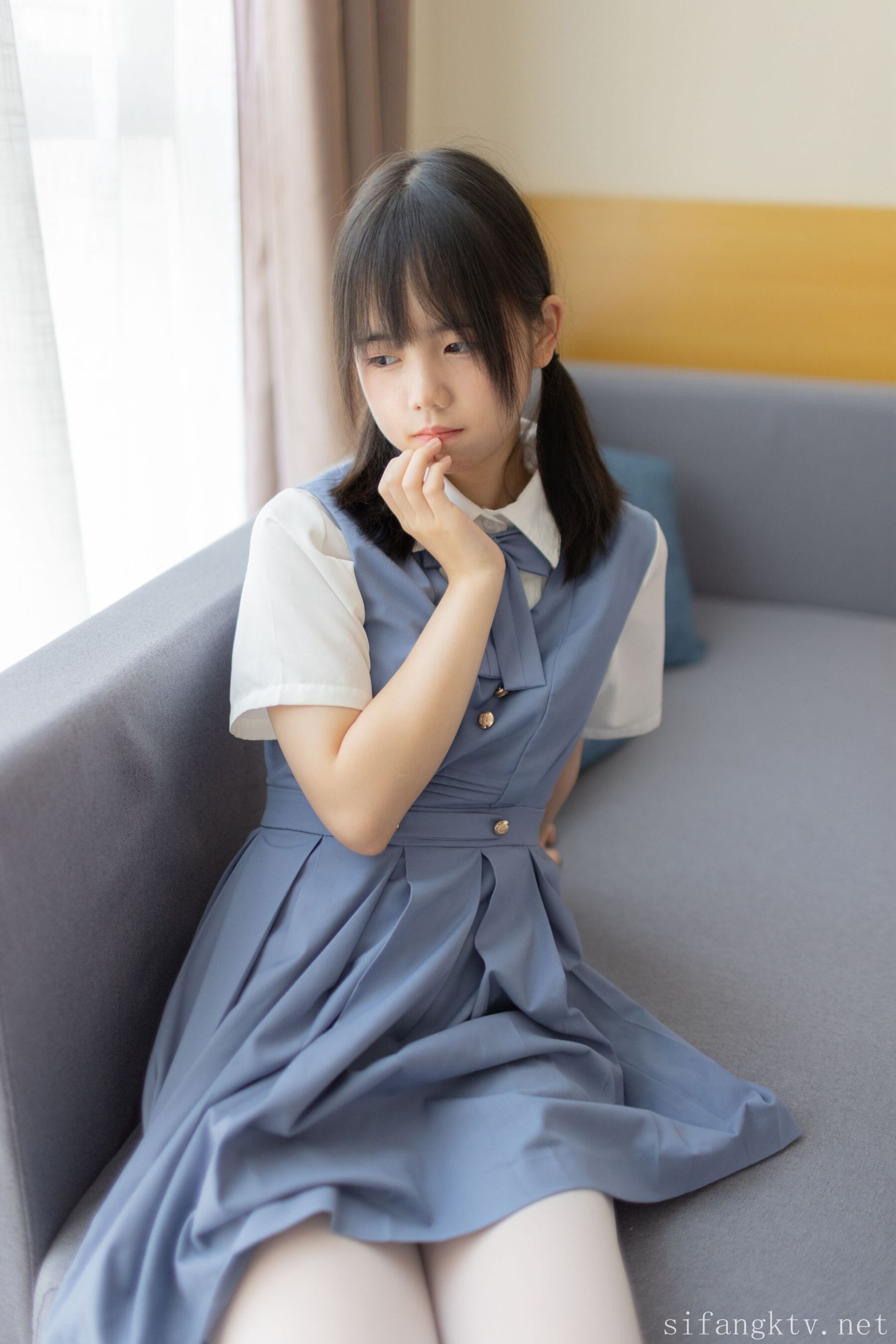 少女秩序-国模小鱼私房写真