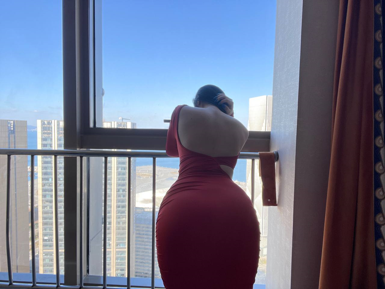 美女小王同学媚态极致[20251105]