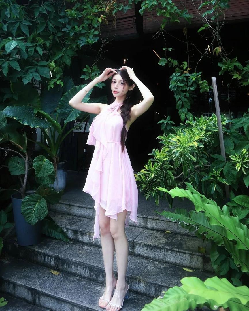 细腰大长腿太美了