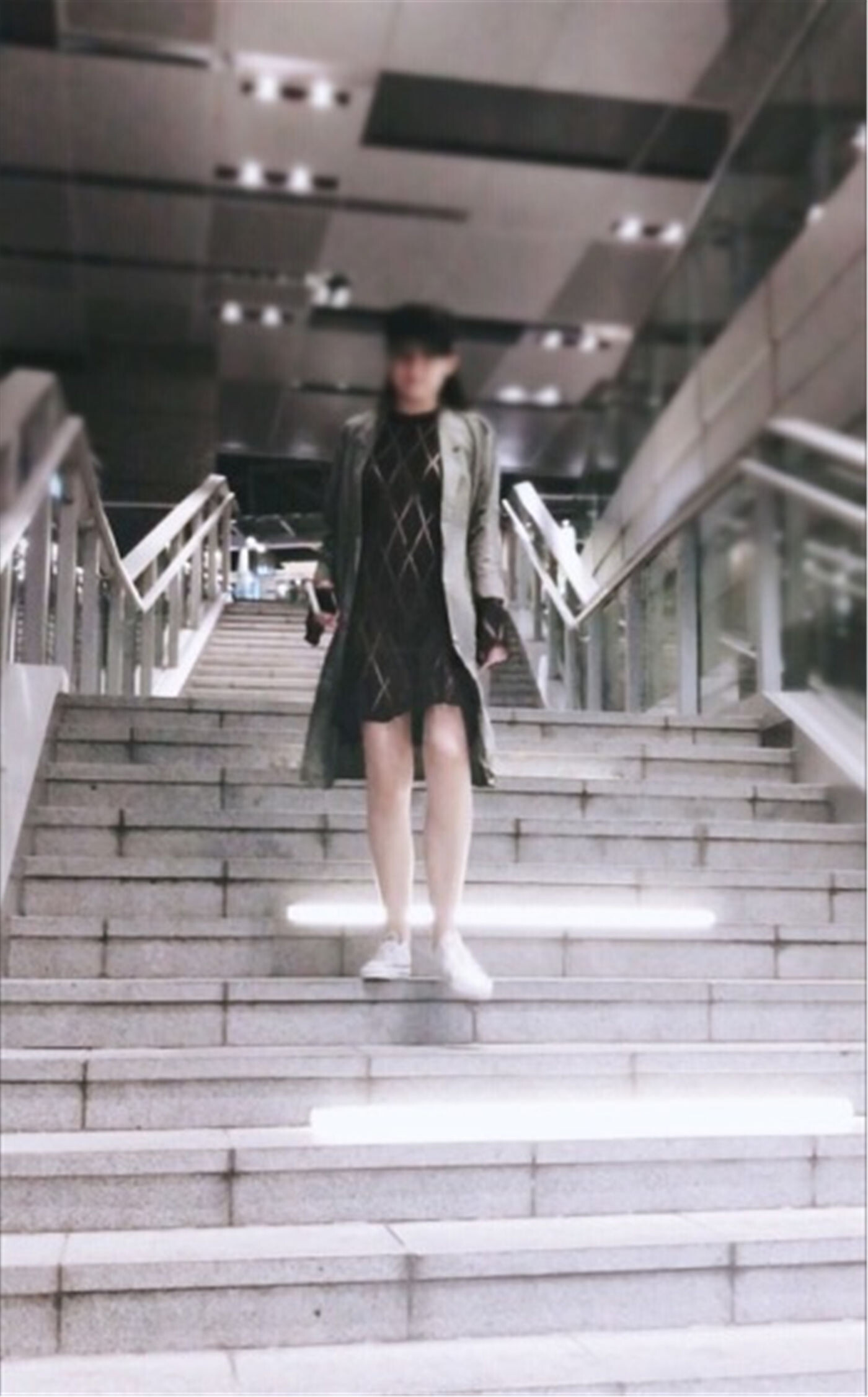 国模套图 极品网红pigeon