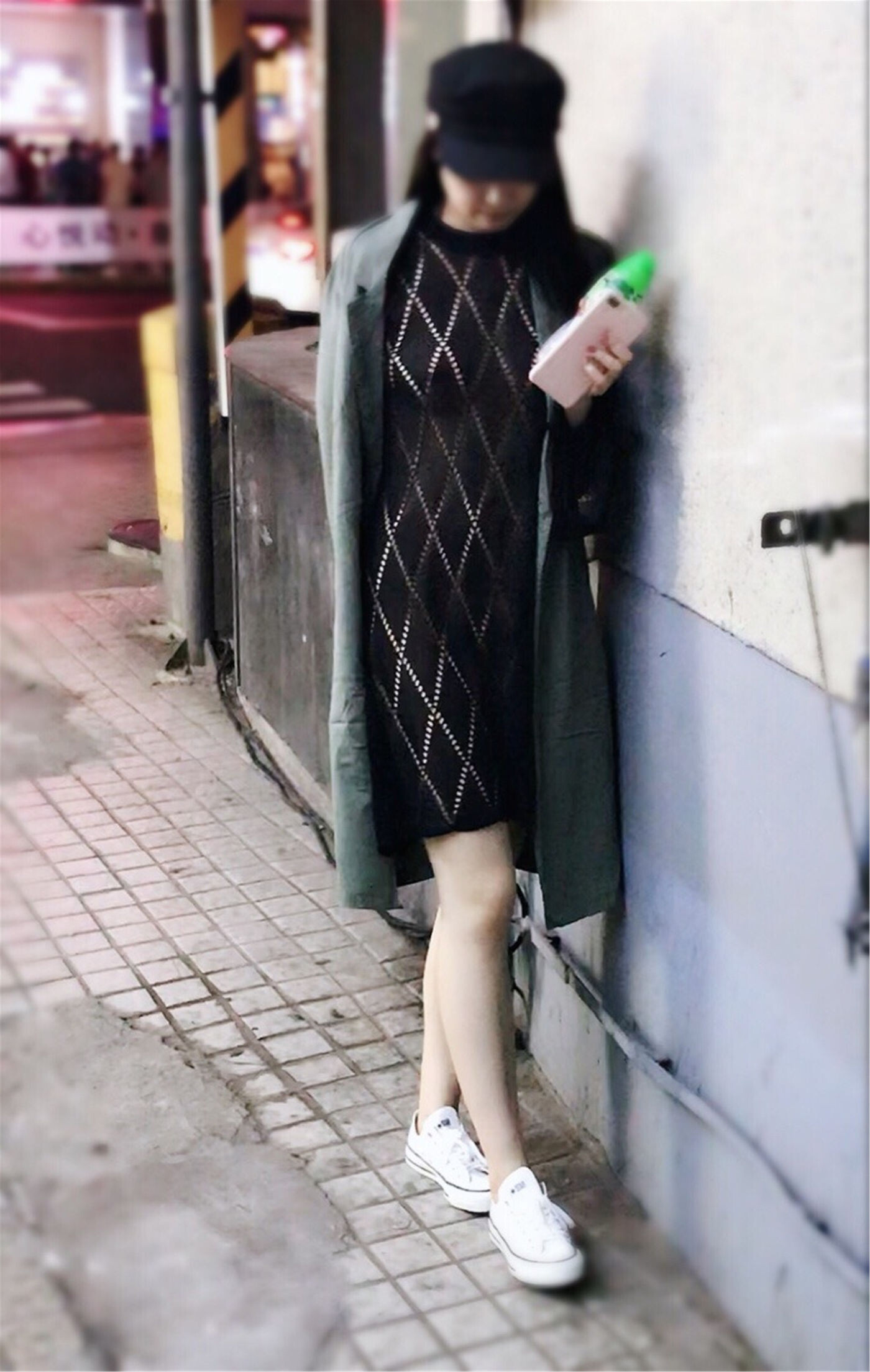 国模套图 极品网红pigeon