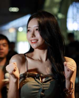 床少的少妇尽显风骚