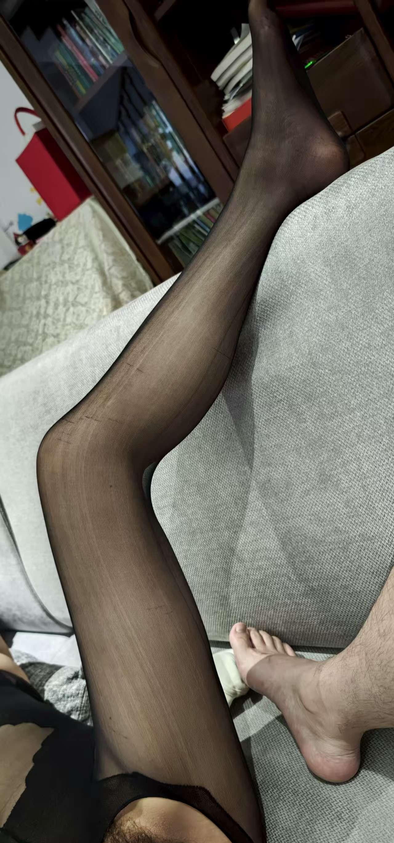 黑色情趣内衣小嫂子