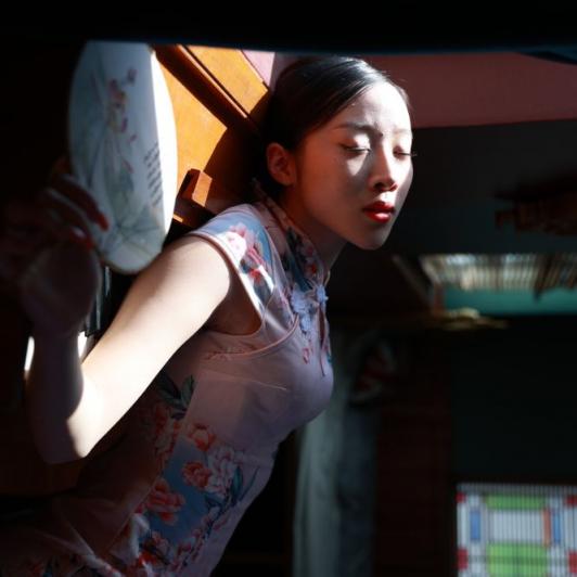 顶级诱人旗袍小姐姐