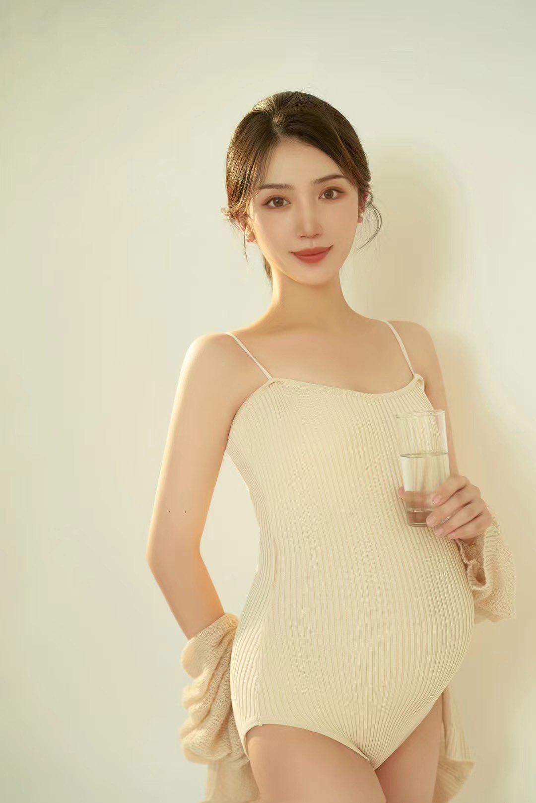 搜集的妹子图片-荤素搭配