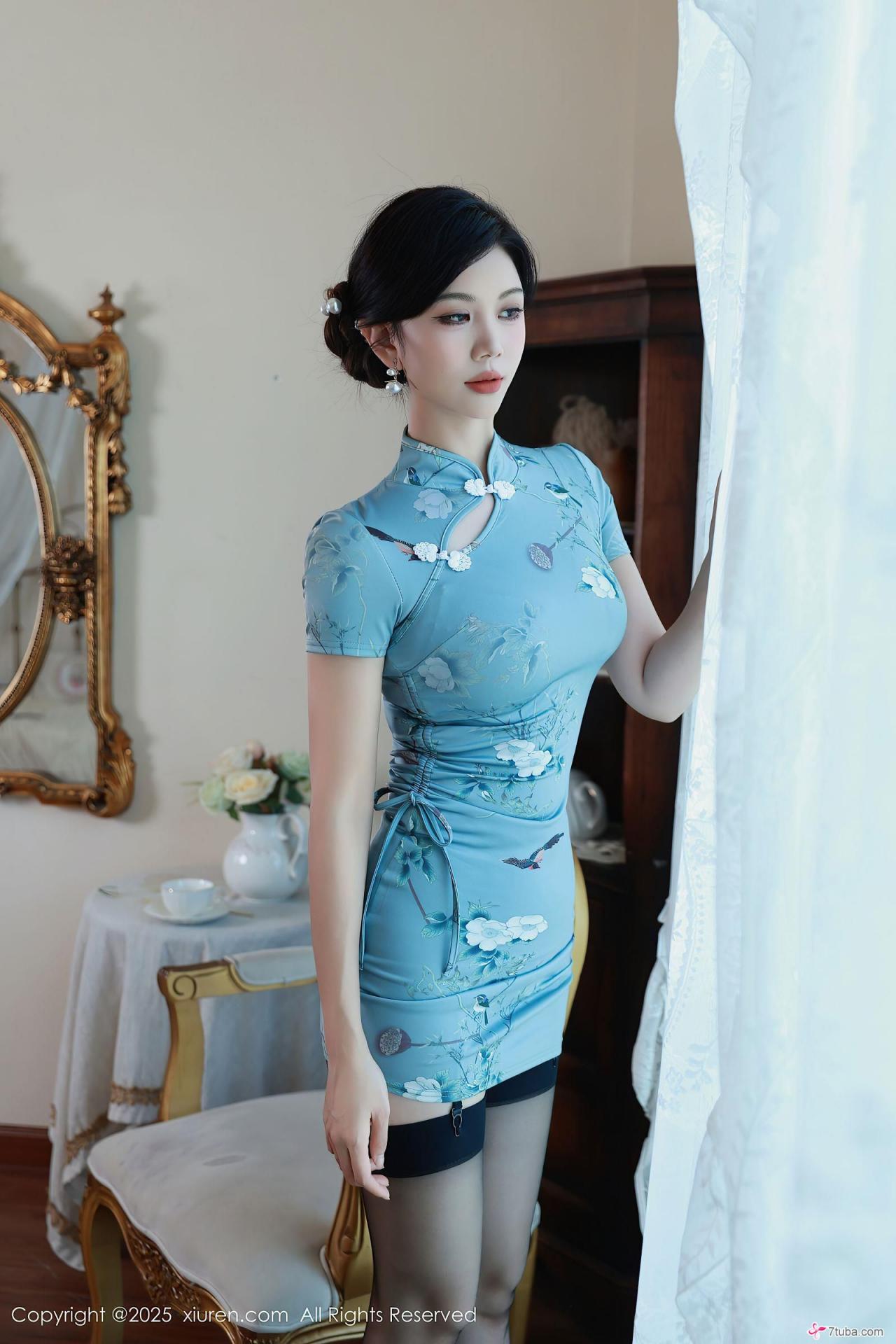 性感美图 天青旗袍