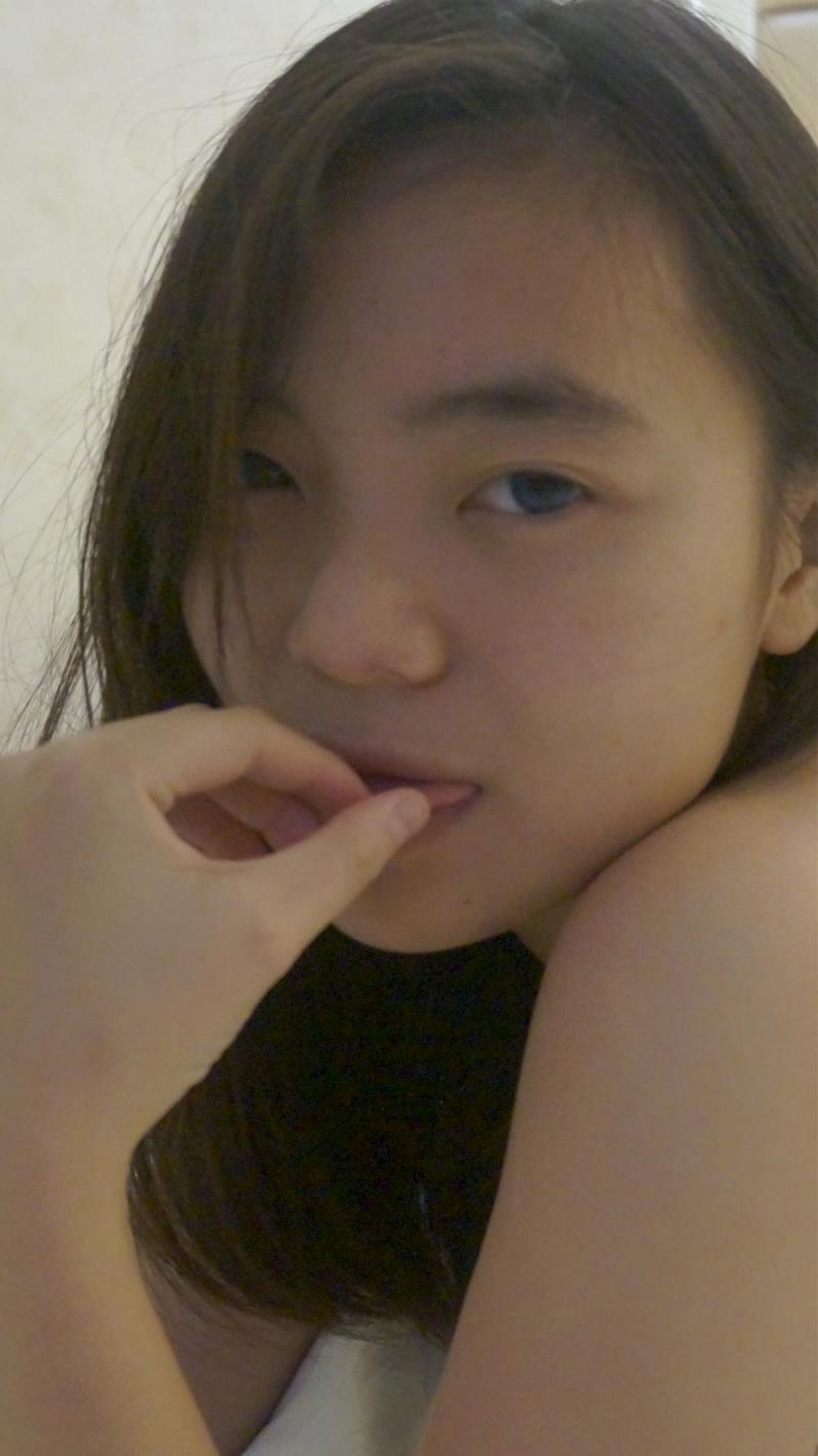 清纯又妖娆的妹子