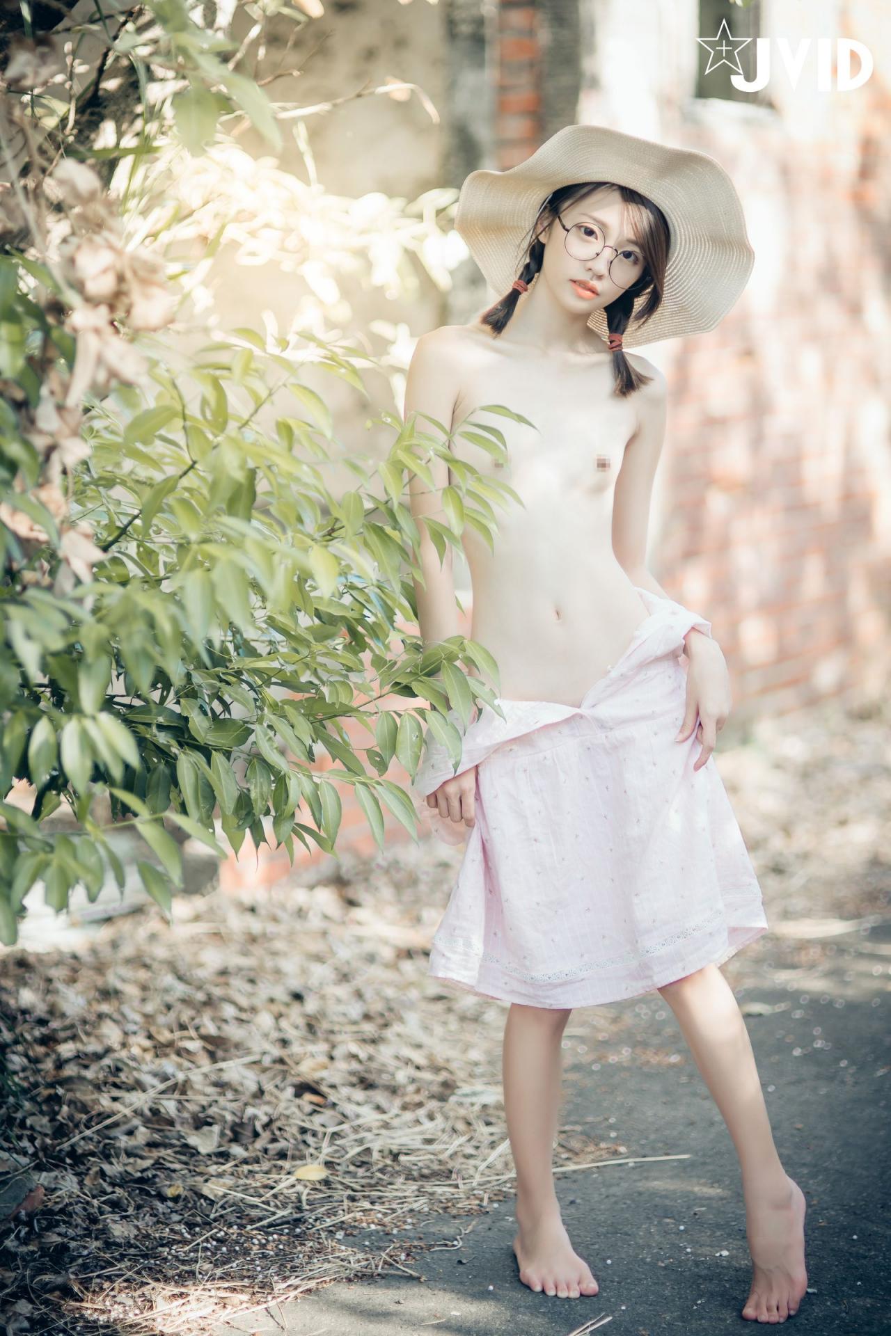 抓精蟲的小女孩