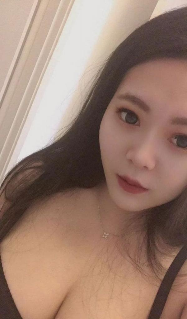 那些年撸过的小骚逼