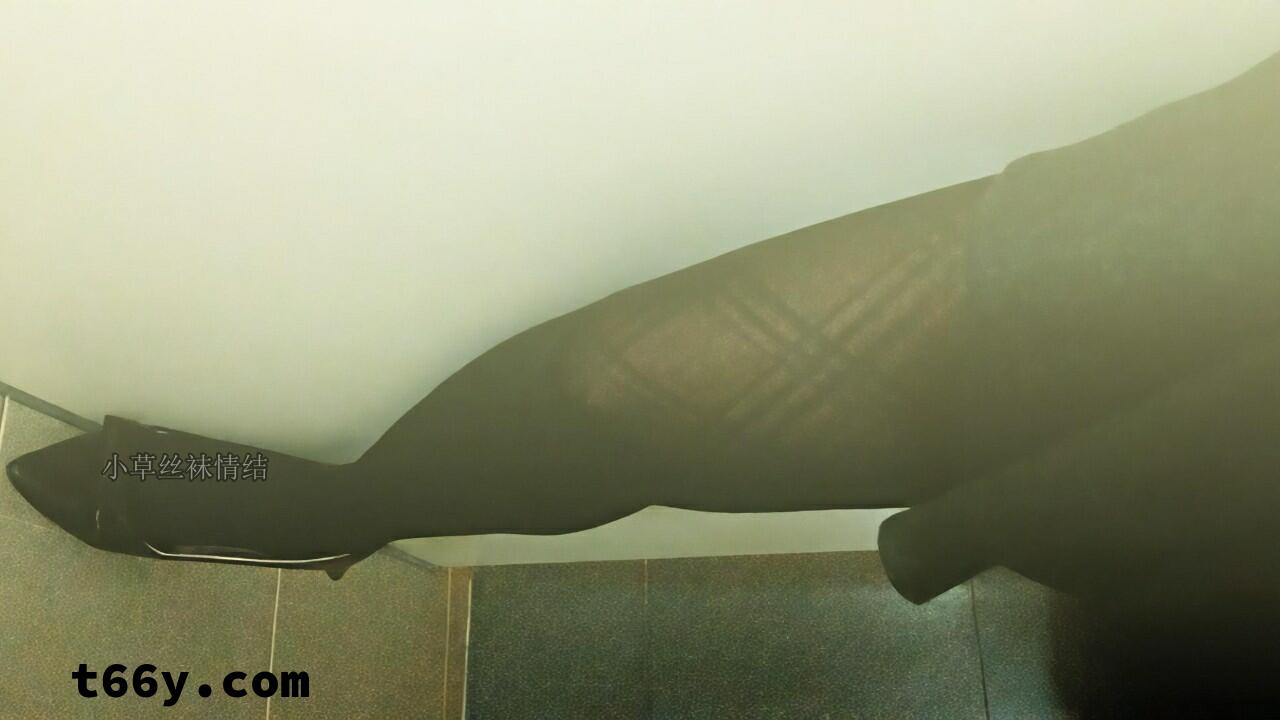 丝·欲：娇妻的禁忌三重奏