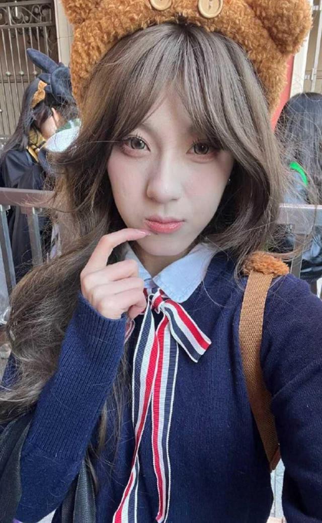 山东潍坊情侣赵思珊与男友野外 泄密版