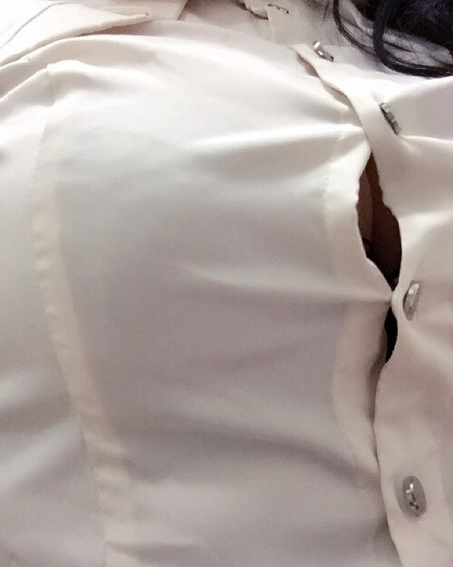 珍藏级美乳、看美乳即有美好心情