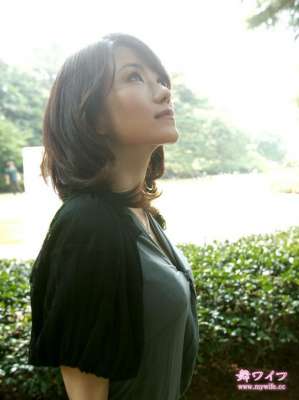 葉山 律子 Ritsuko Hayama 小向まな美