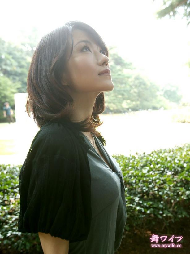 葉山 律子 Ritsuko Hayama 小向まな美