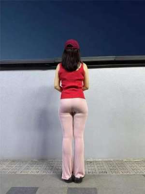 微胖人妻瑜伽裤诱惑