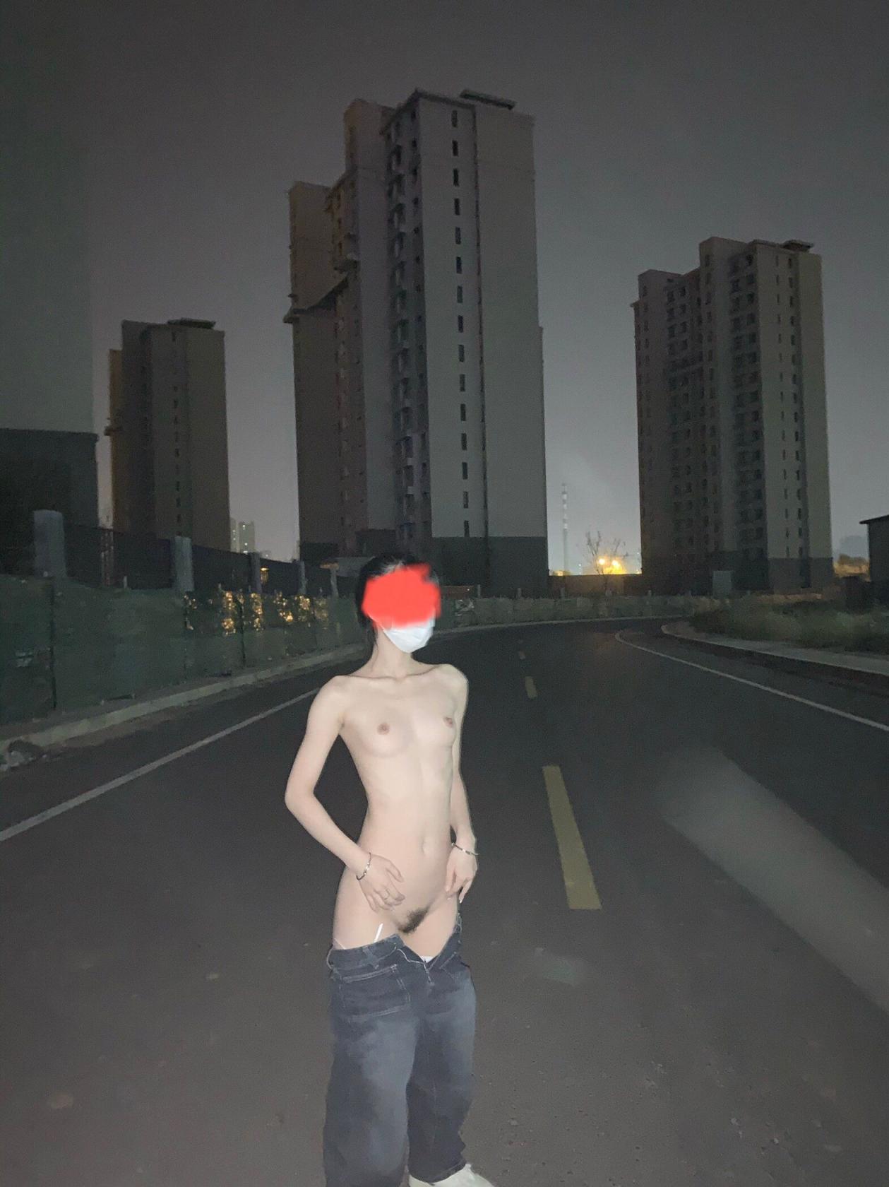 摄影好，摄影得学。清纯女大极致反差！！！