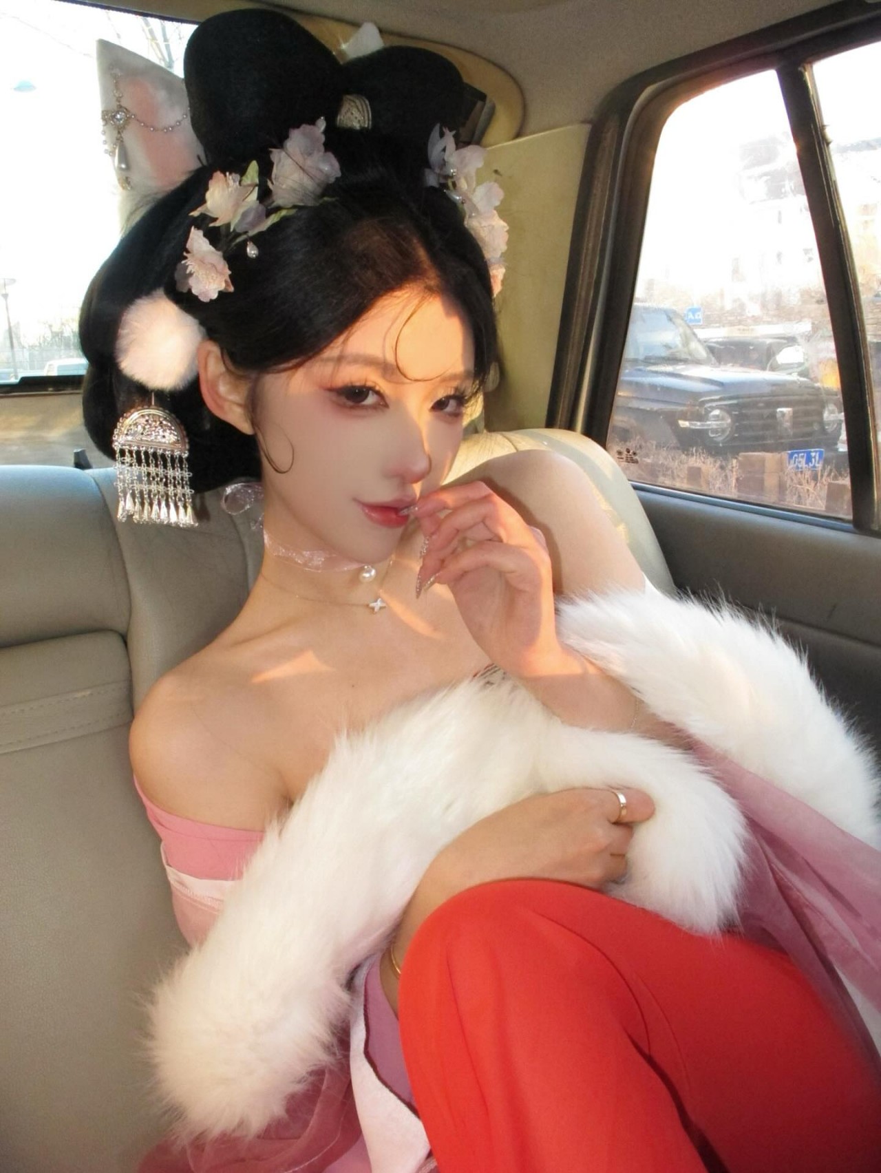 人前女神_乖乖女，人后母狗_欲女系列