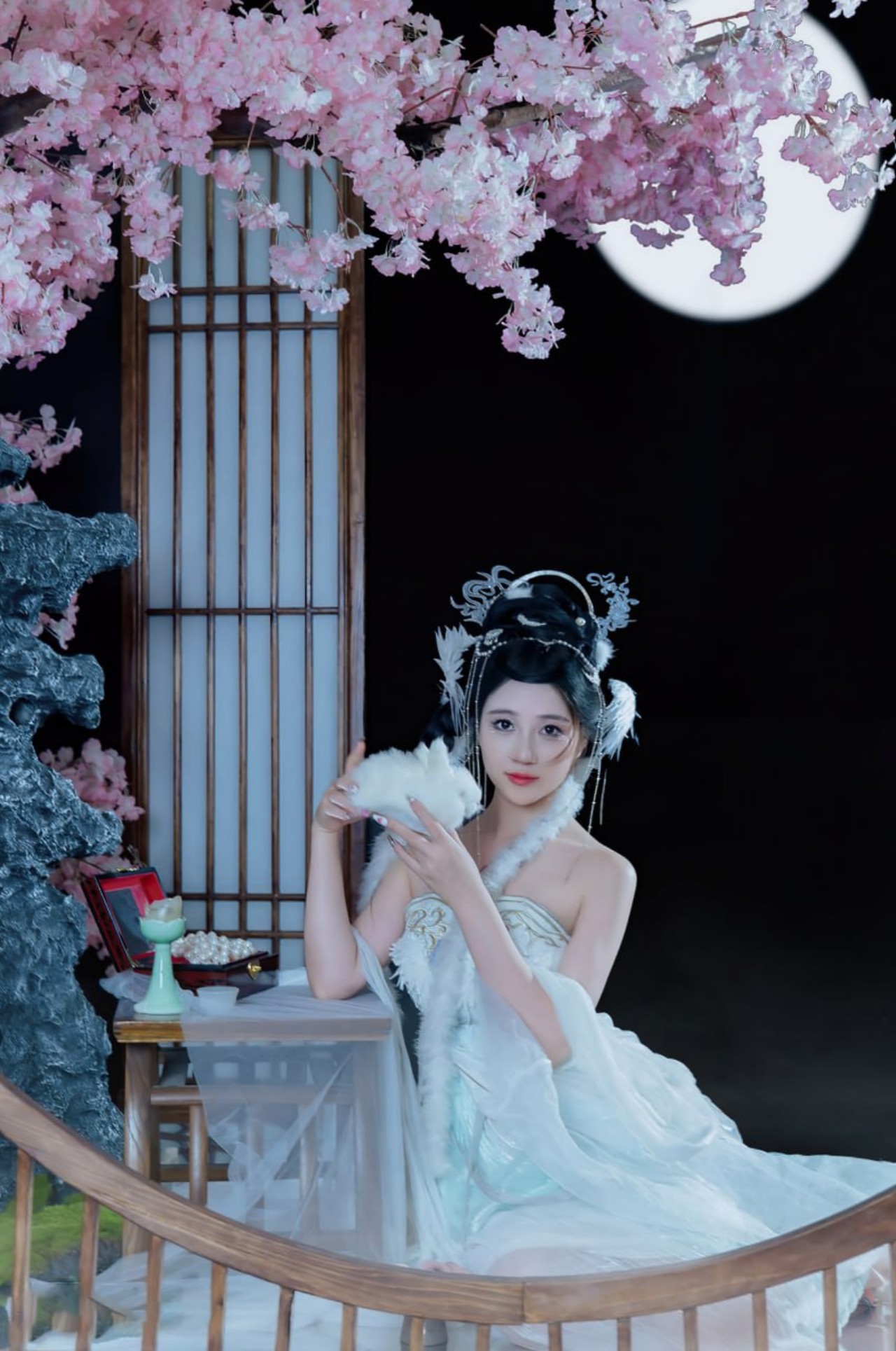 人前女神_乖乖女，人后母狗_欲女系列