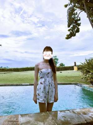 爱露出的骚母狗