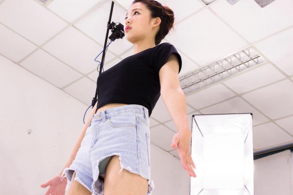 裙底风光无限美