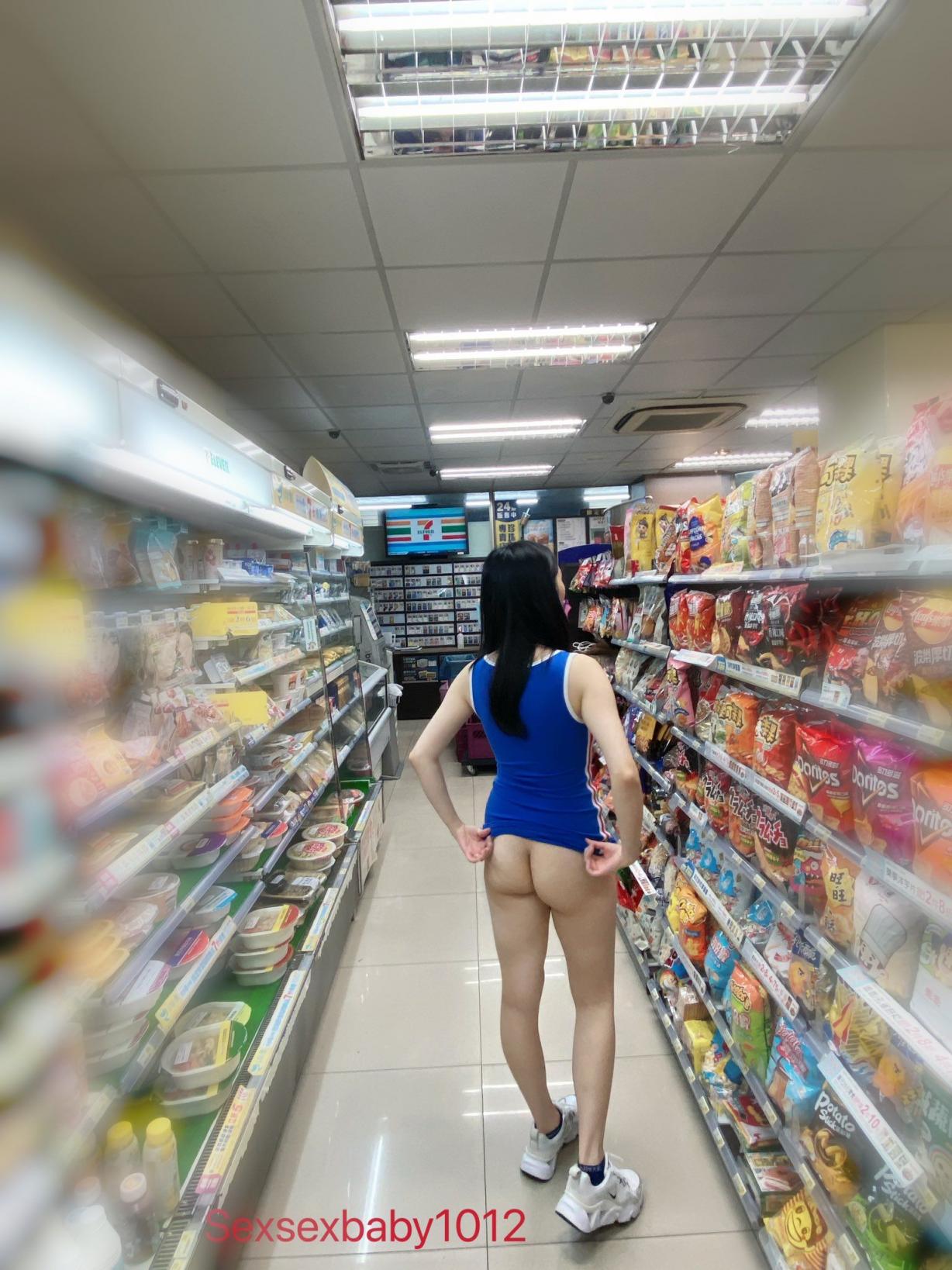 个人收藏的薇薇安露出合集分享