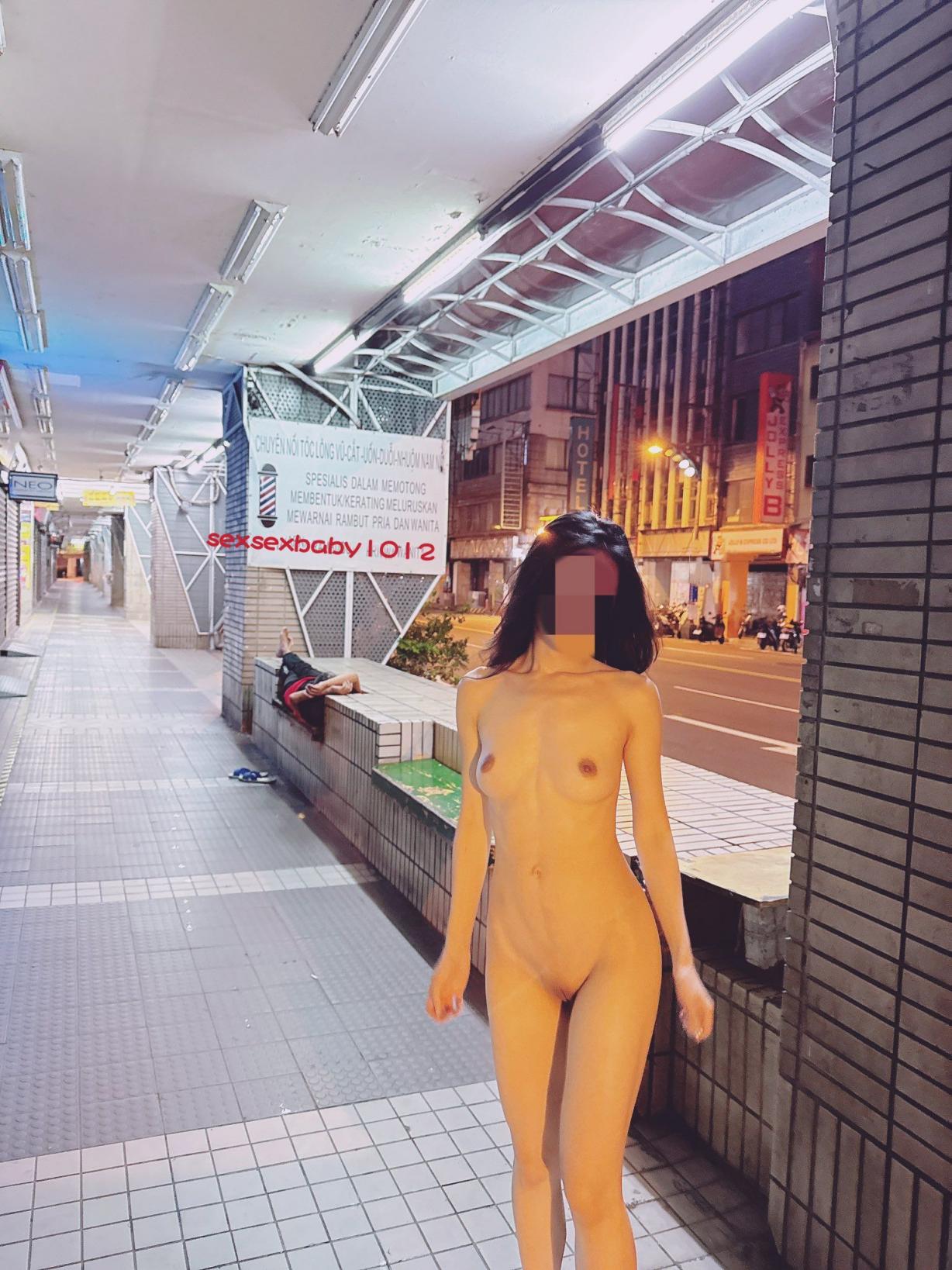 个人收藏的薇薇安露出合集分享