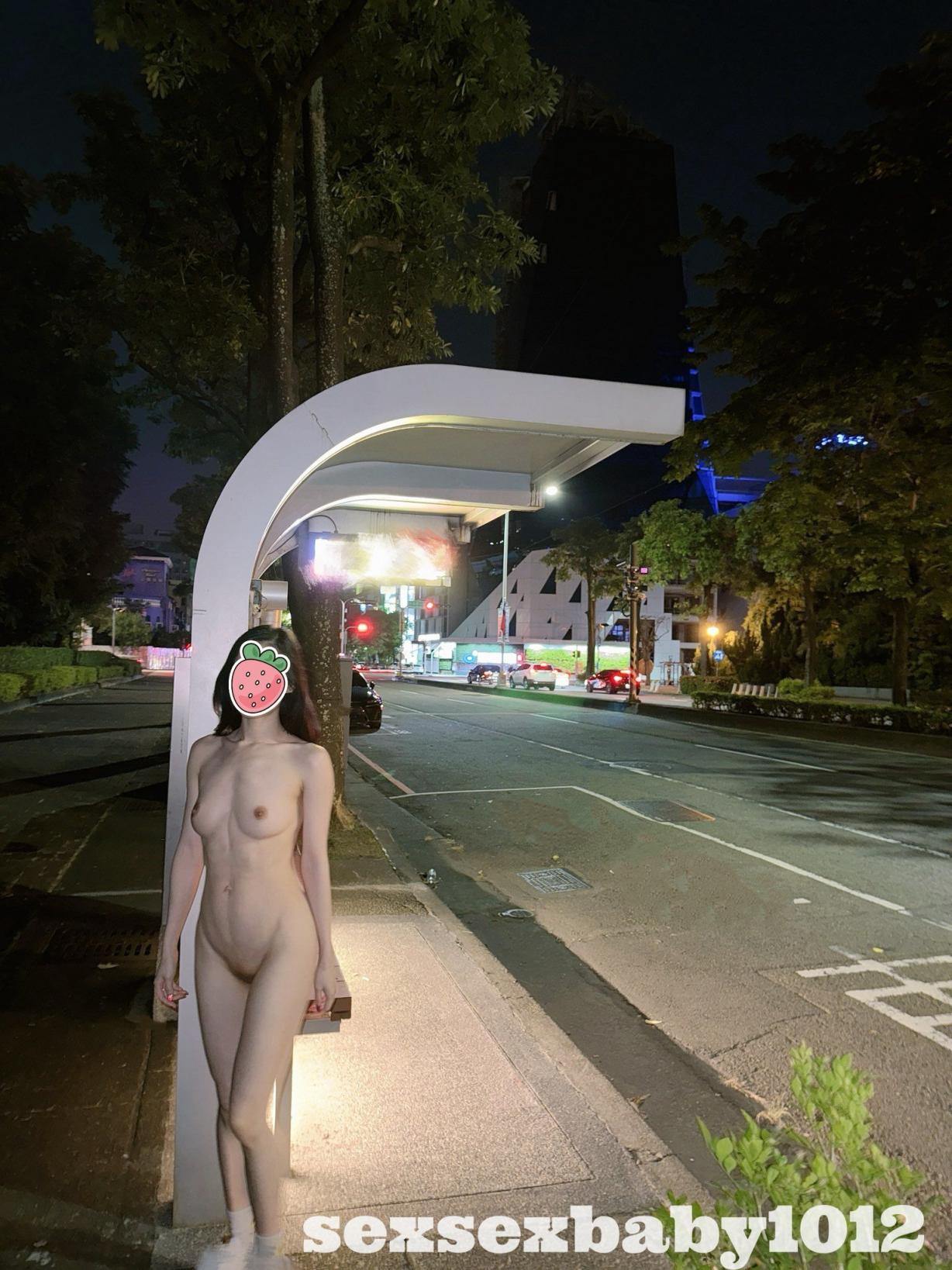 个人收藏的薇薇安露出合集分享