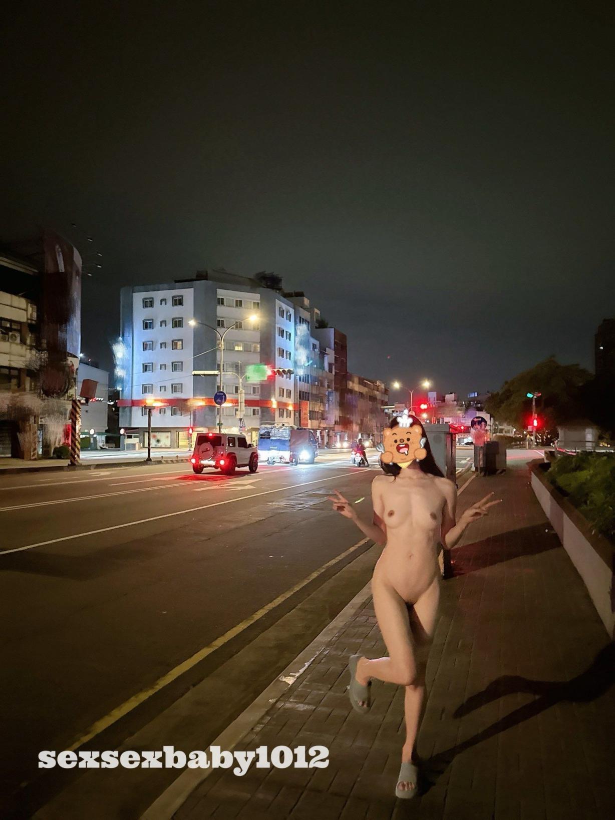 个人收藏的薇薇安露出合集分享