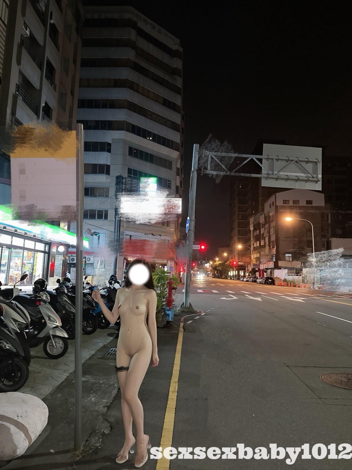 个人收藏的薇薇安露出合集分享