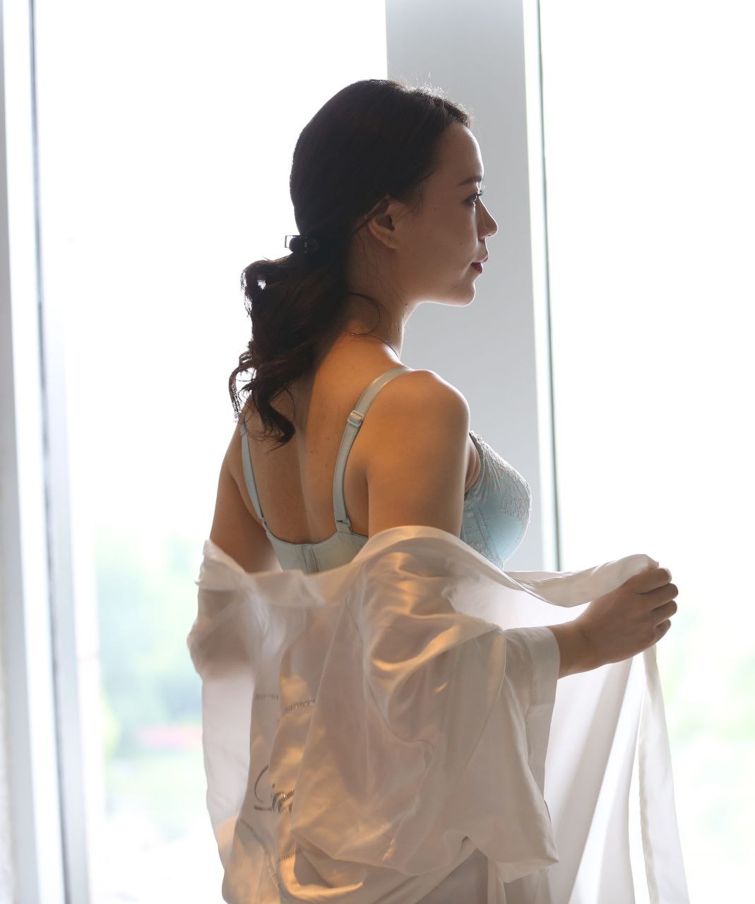 遥想当年，小乔初嫁