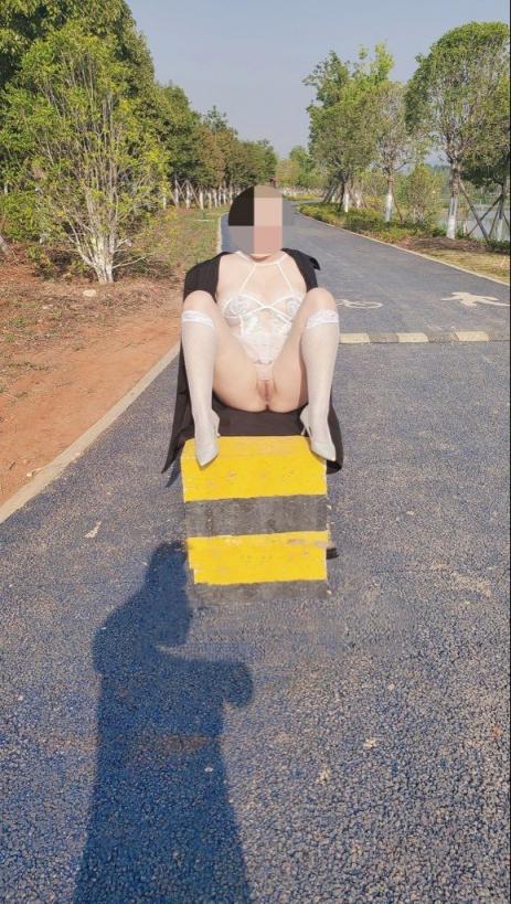 大奶人妻的露出