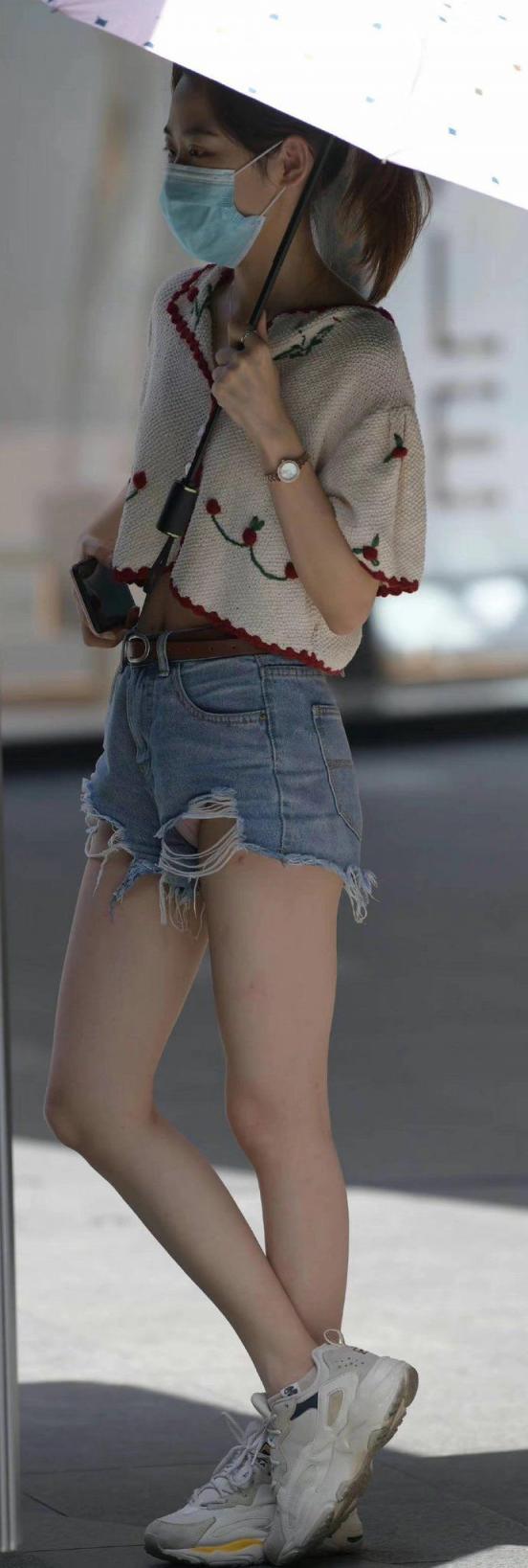 齐逼短裤无限接近逼