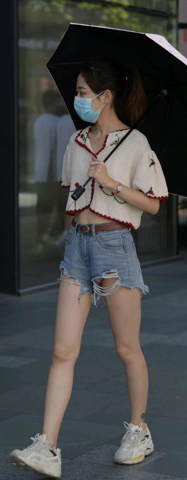 齐逼短裤无限接近逼