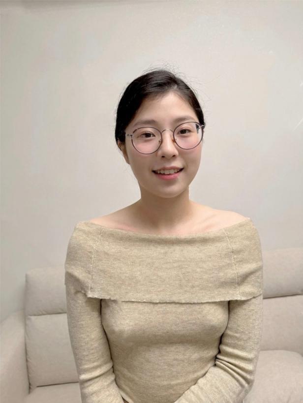 经典反差婊 秦嘉倪