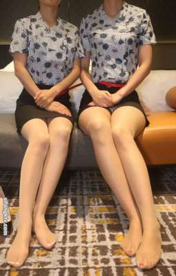 东航空姐 闺蜜 丝足肥臀