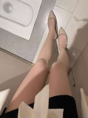 出差在外老婆自己在家寂寞