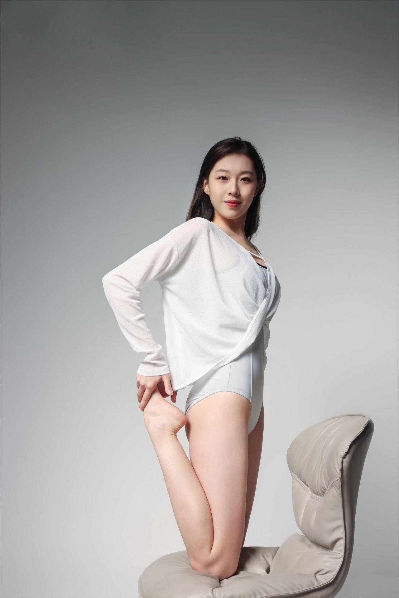 舞蹈生的树洞 羽