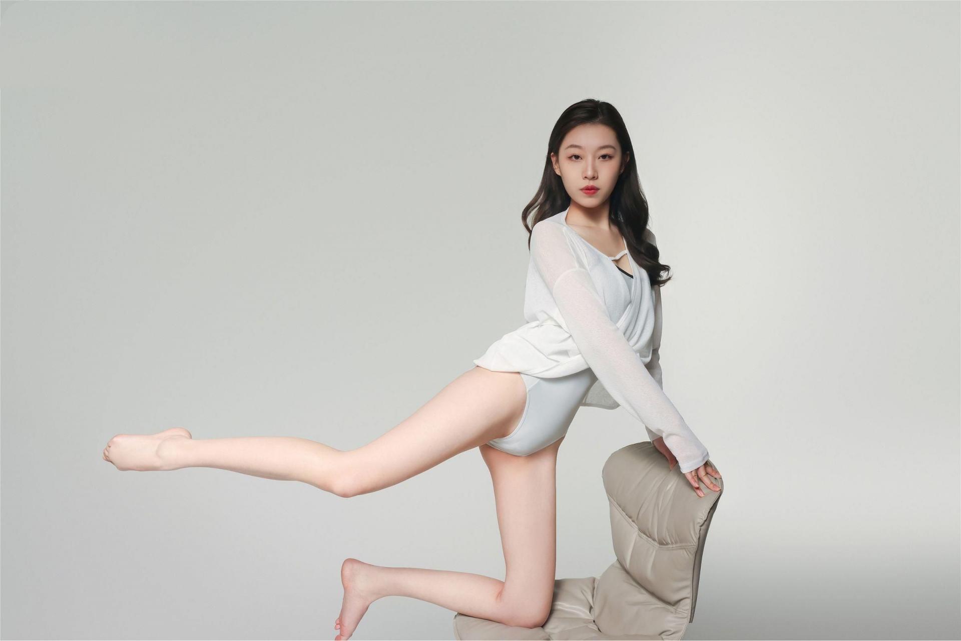 舞蹈生的树洞 羽