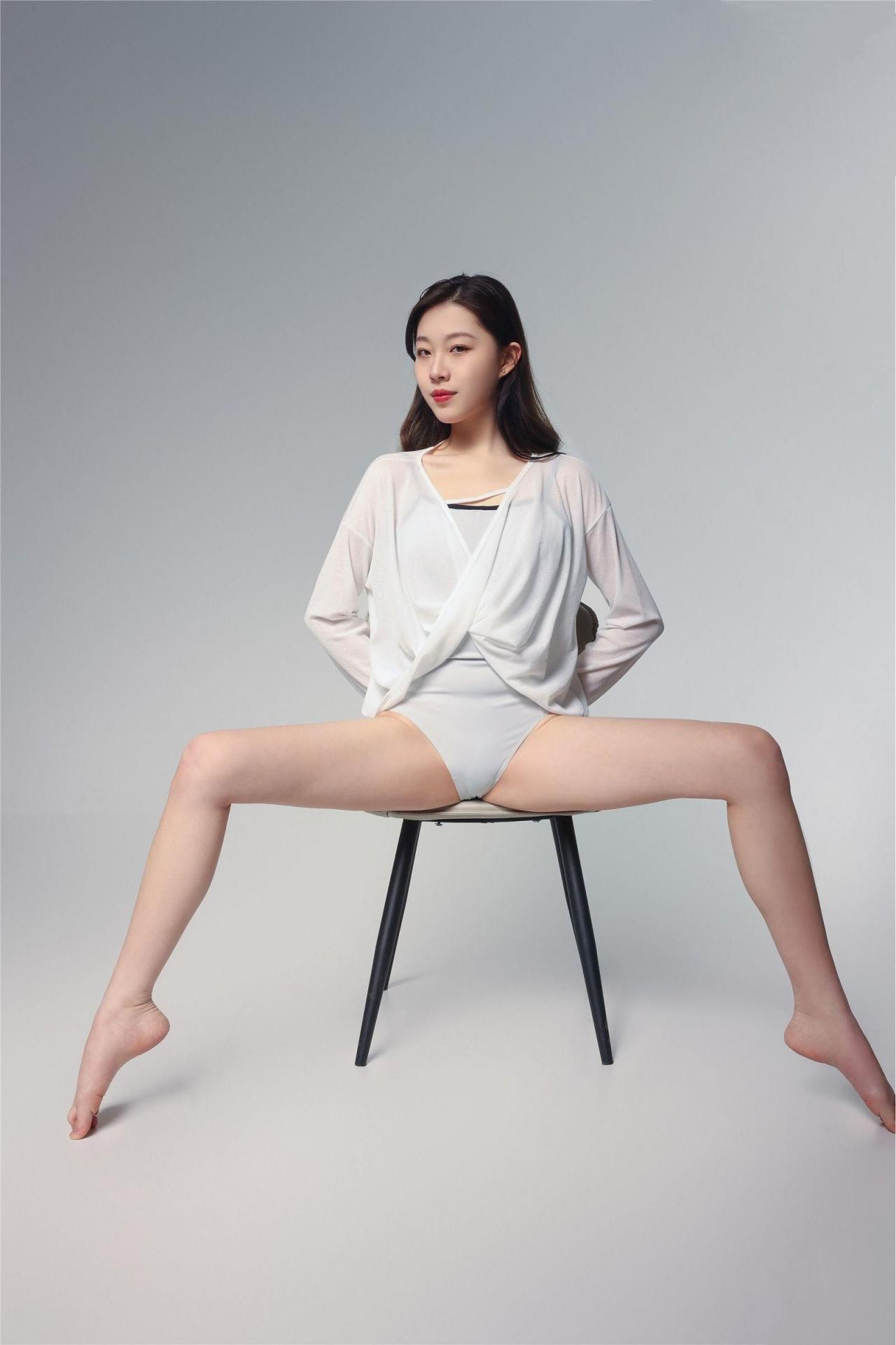 舞蹈生的树洞 羽