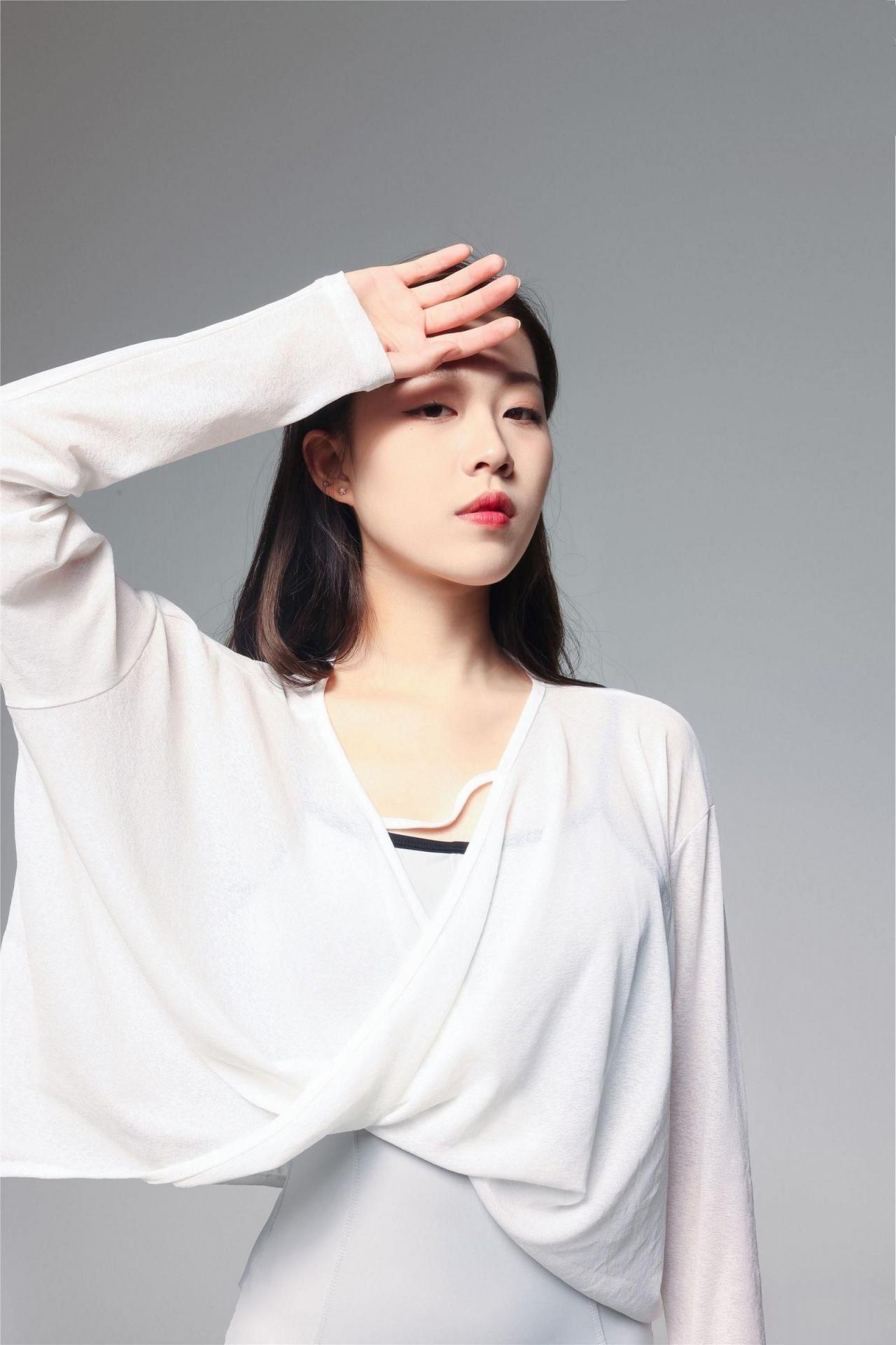 舞蹈生的树洞 羽