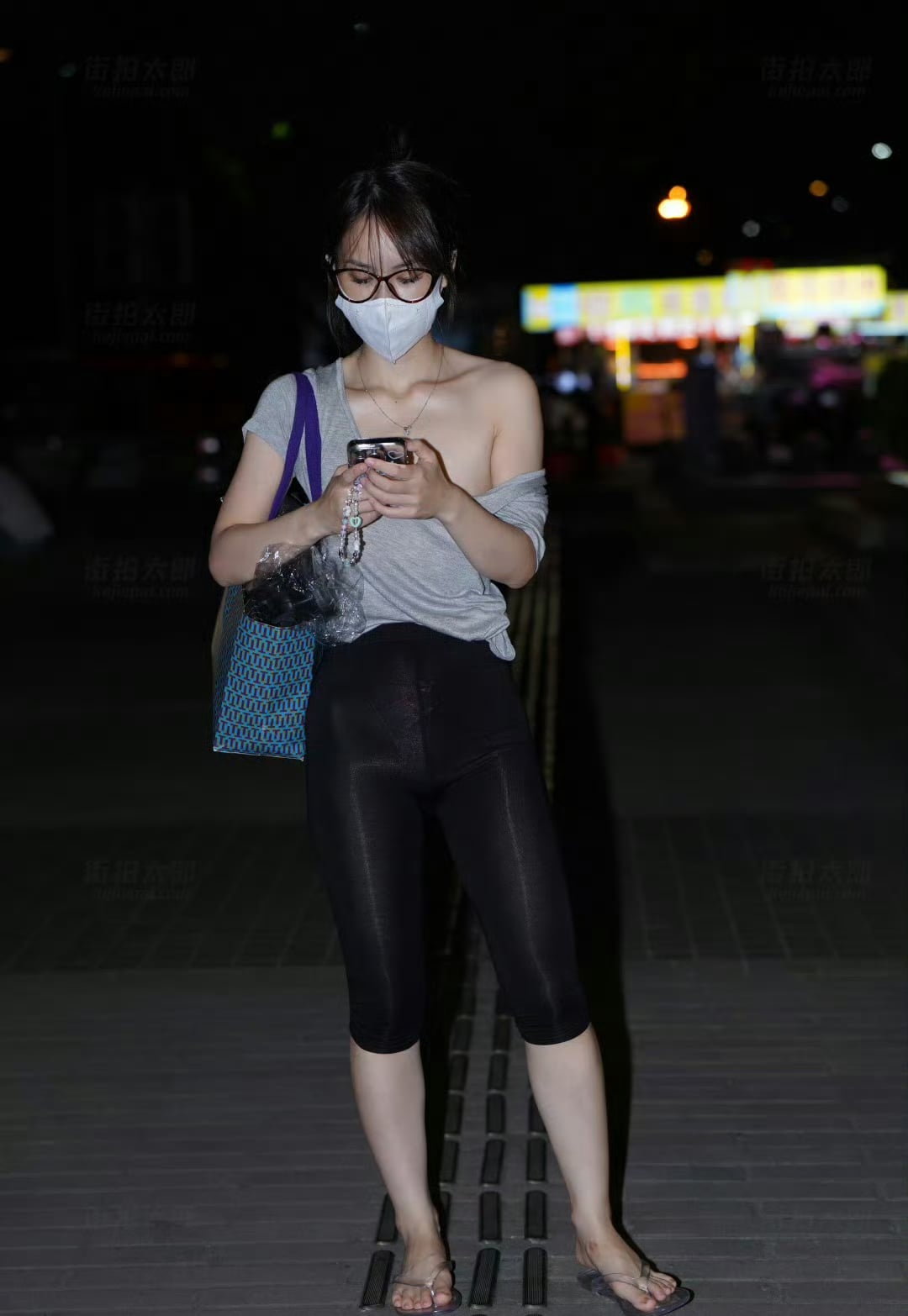 新时代的女性 [24P]