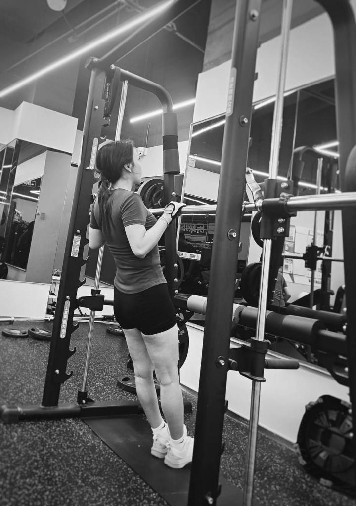 爱健身、爱咖啡、爱拍照