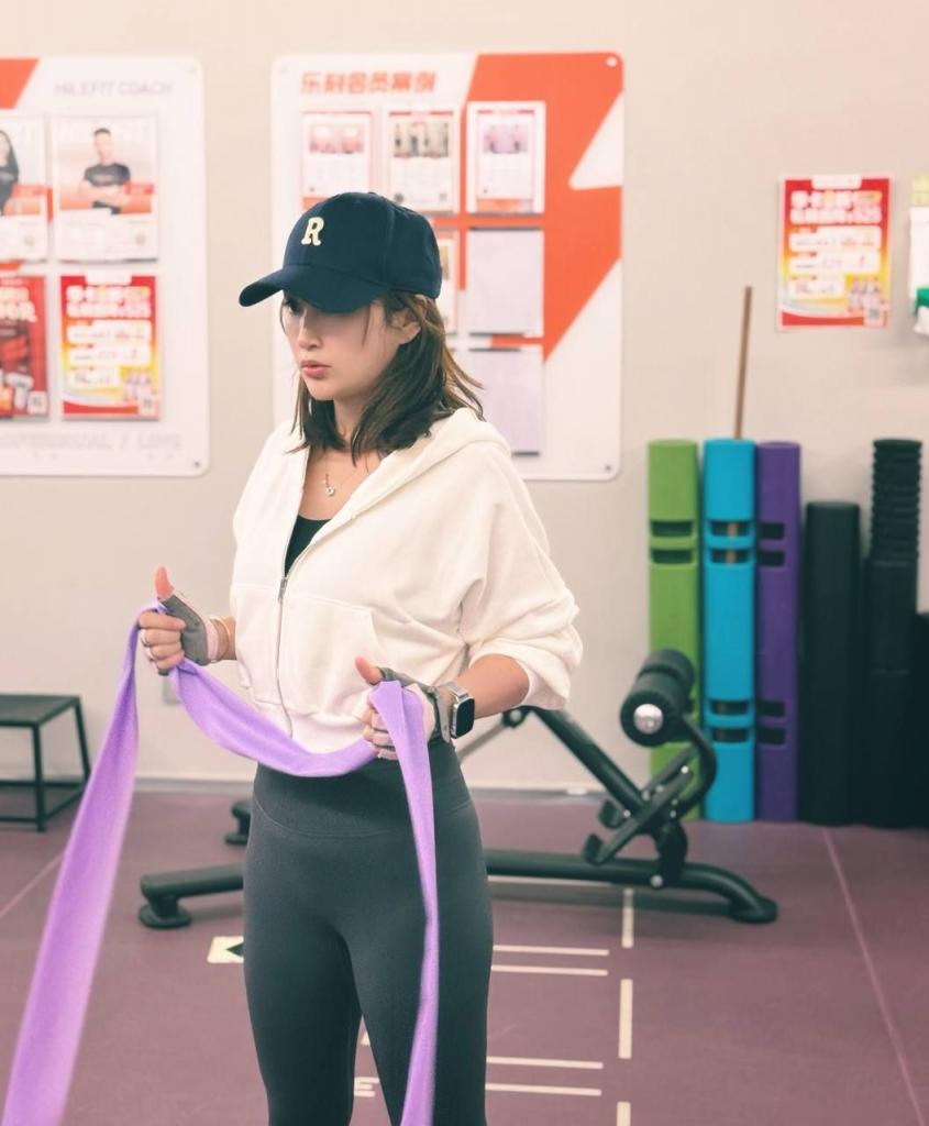 爱健身、爱咖啡、爱拍照