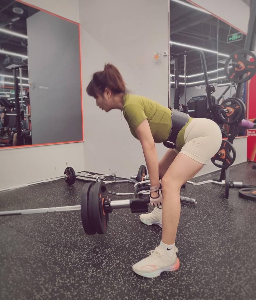 爱健身、爱咖啡、爱拍照