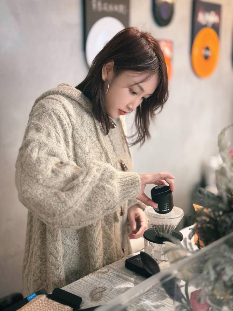 爱健身、爱咖啡、爱拍照