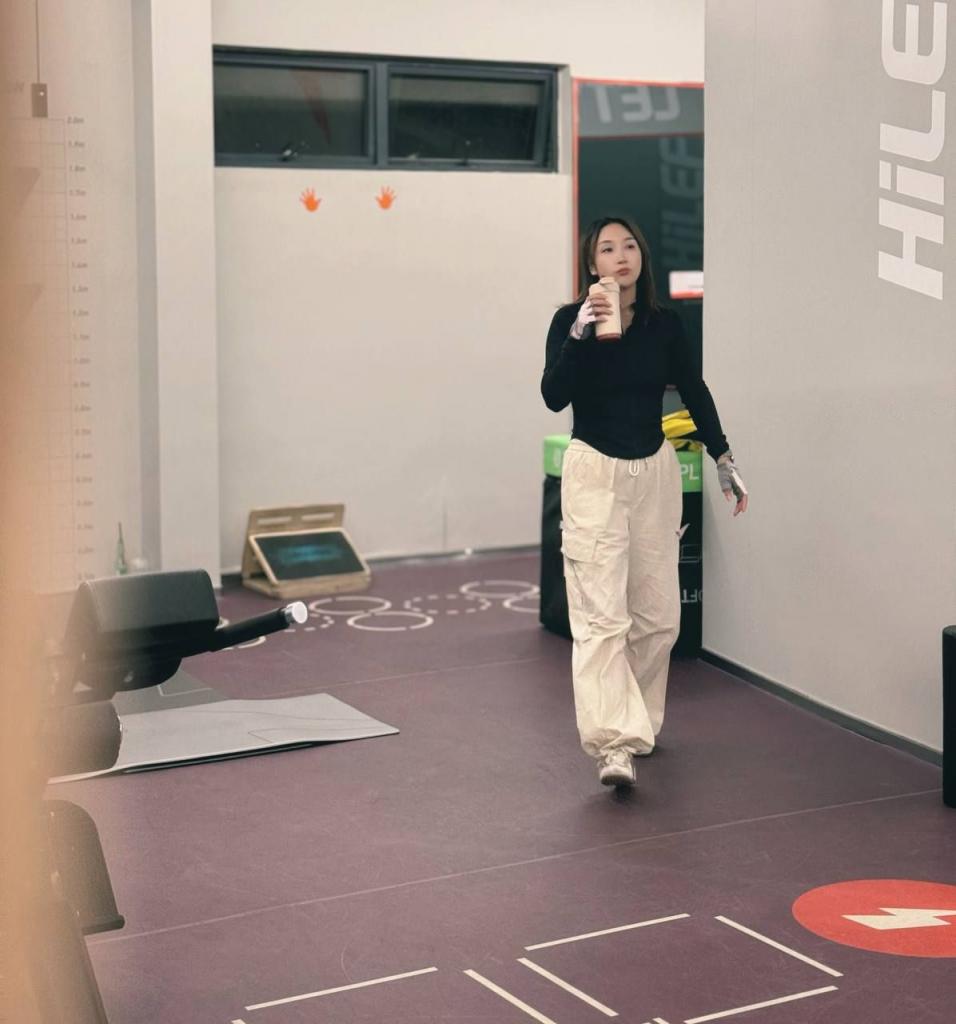 爱健身、爱咖啡、爱拍照