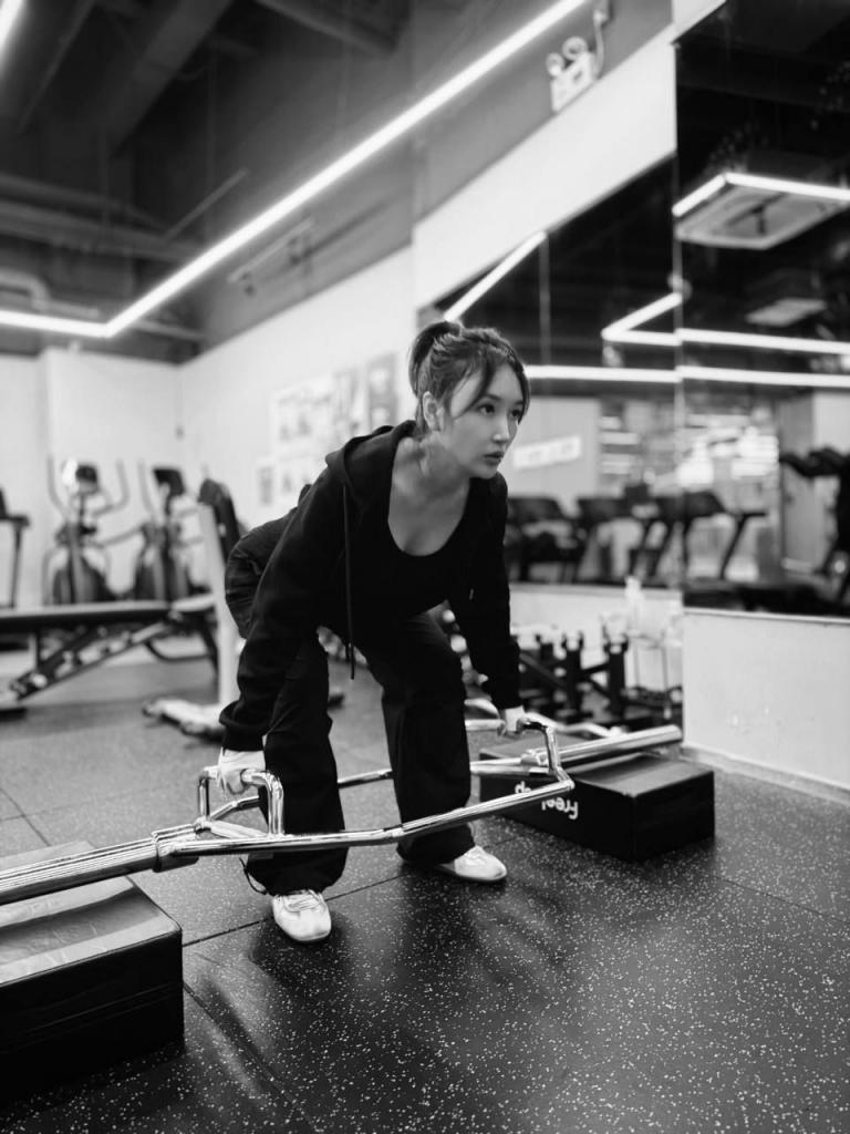 爱健身、爱咖啡、爱拍照