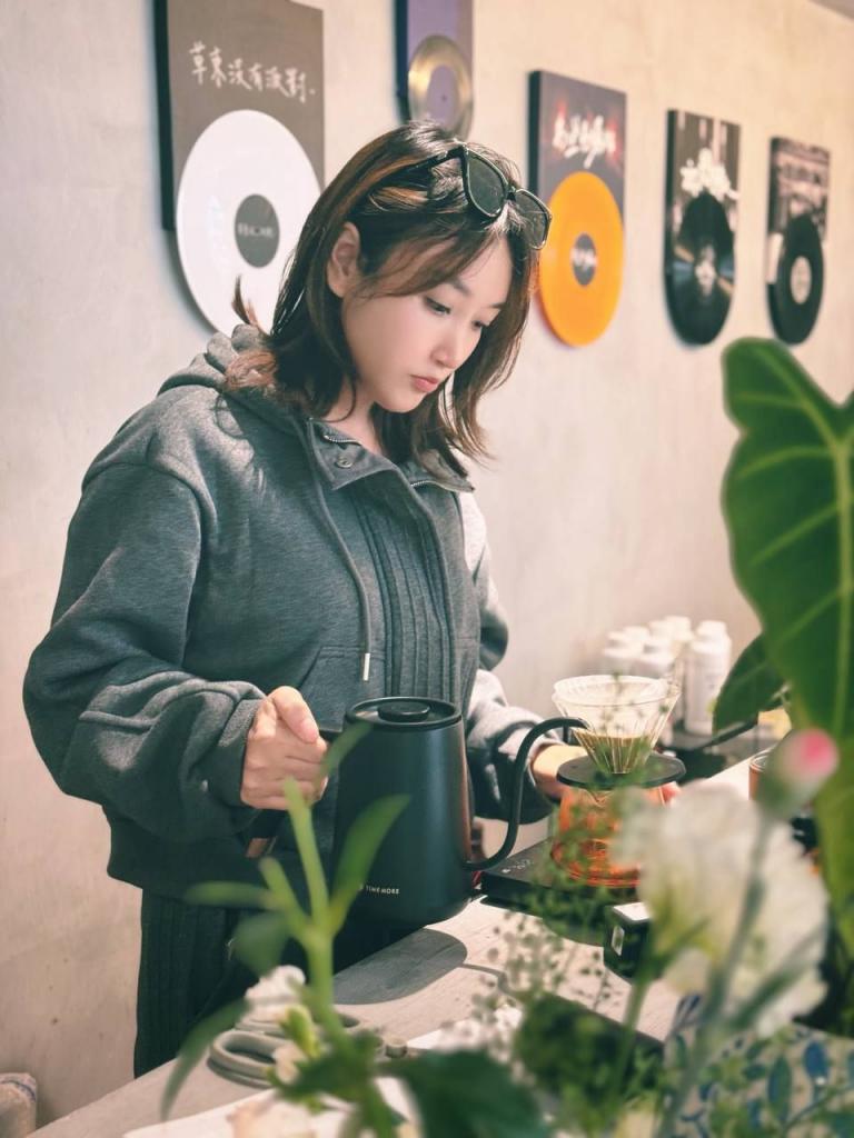 爱健身、爱咖啡、爱拍照