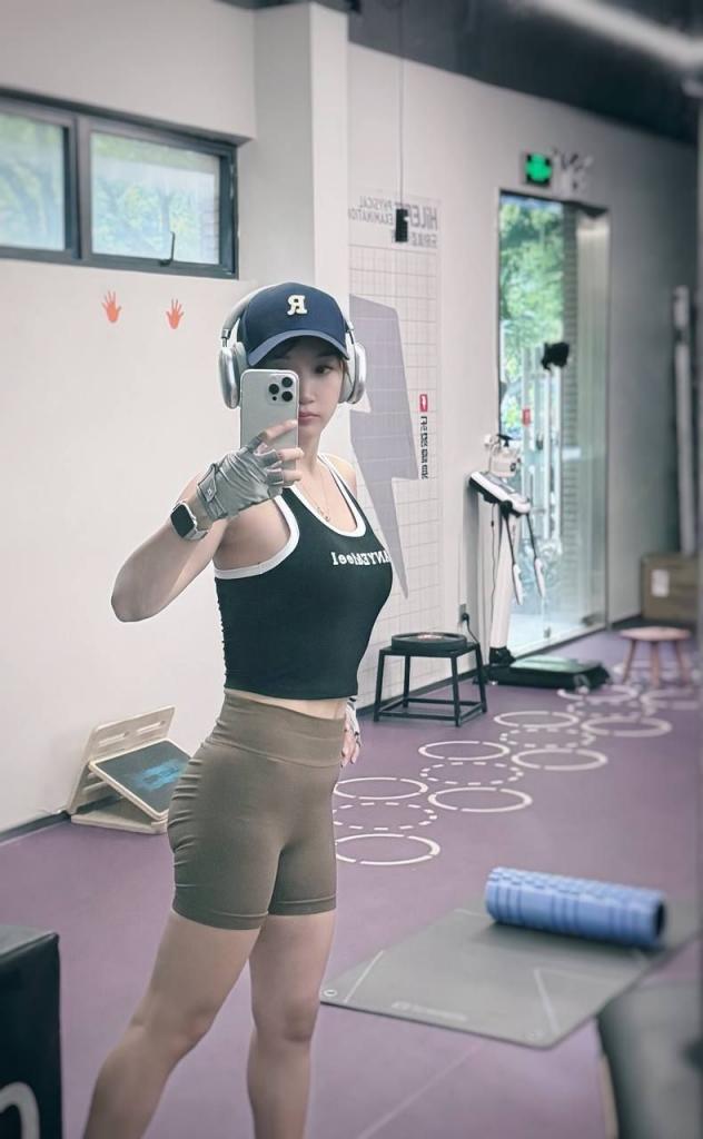 爱健身、爱咖啡、爱拍照